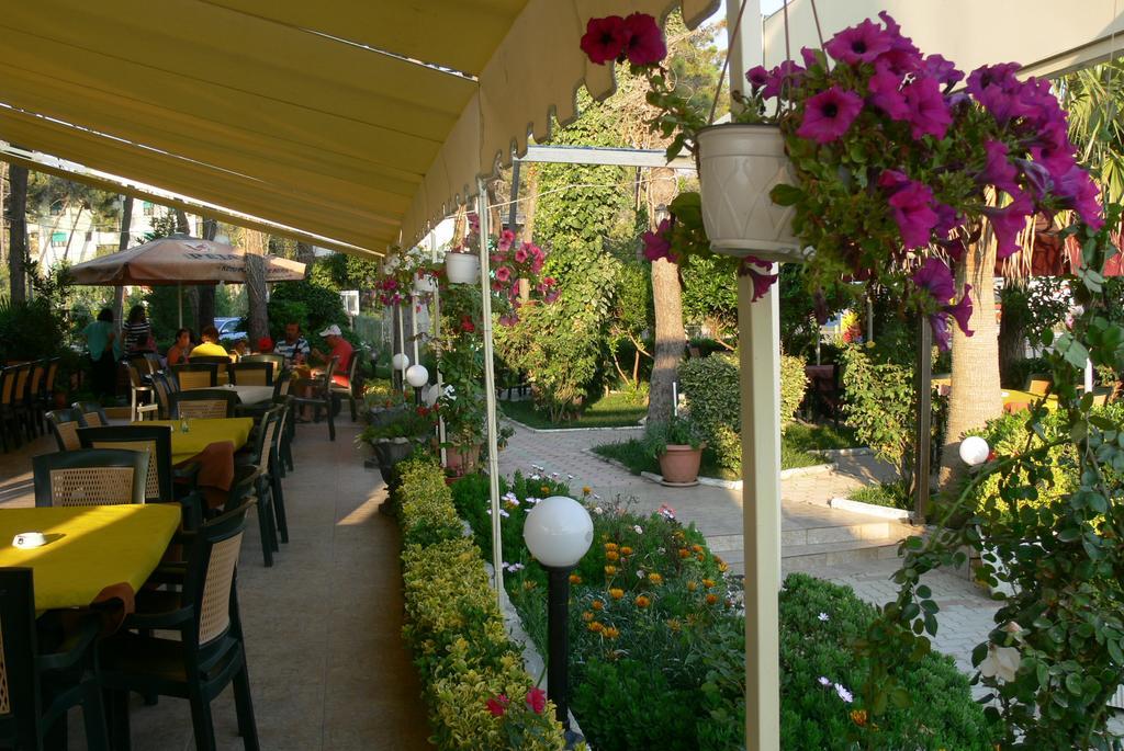 Hotel Kosmira