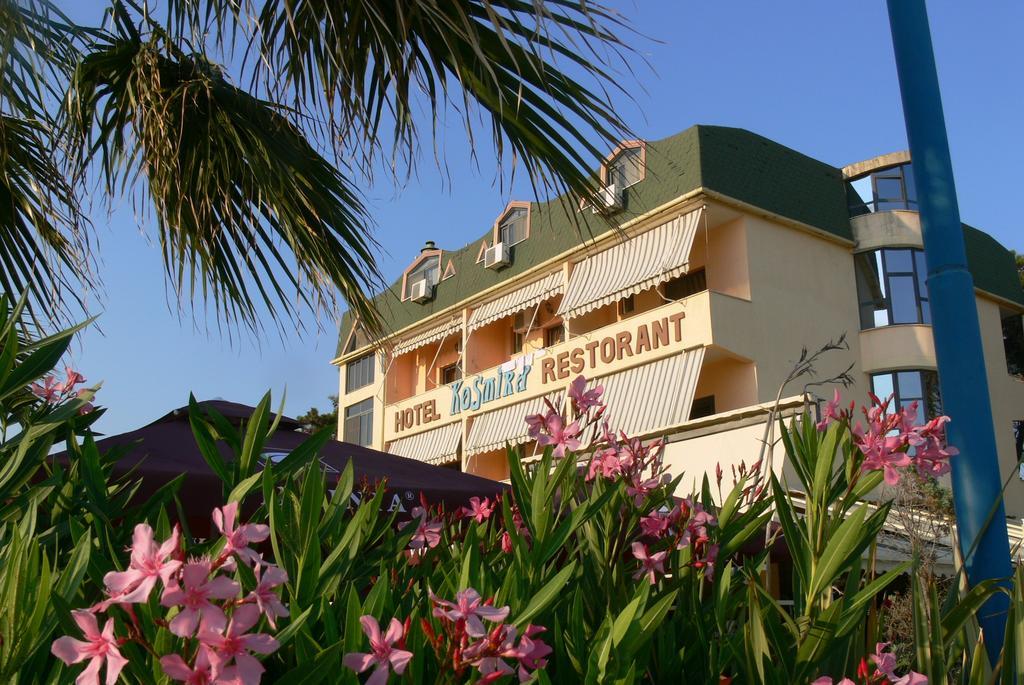 Hotel Kosmira *