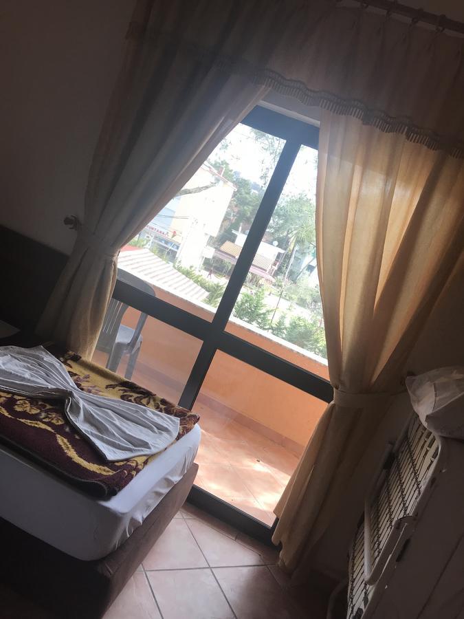 Kosmira Hotel *