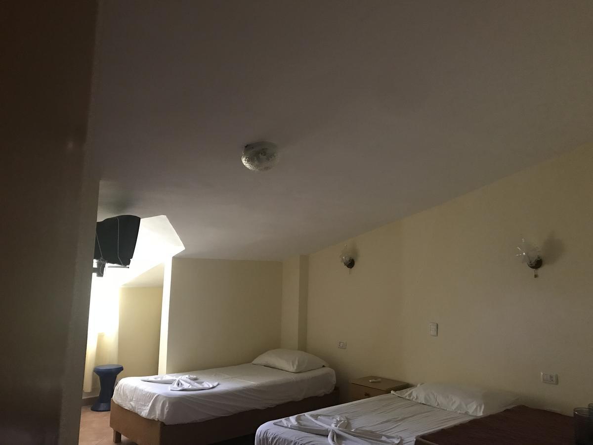 Hotel Kosmira Golem (Tirana)
