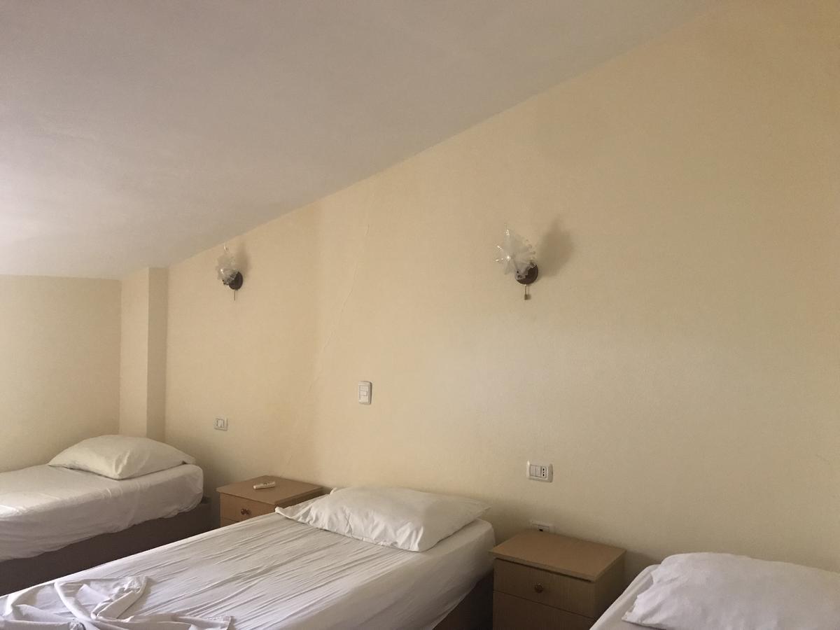 Hotel Kosmira